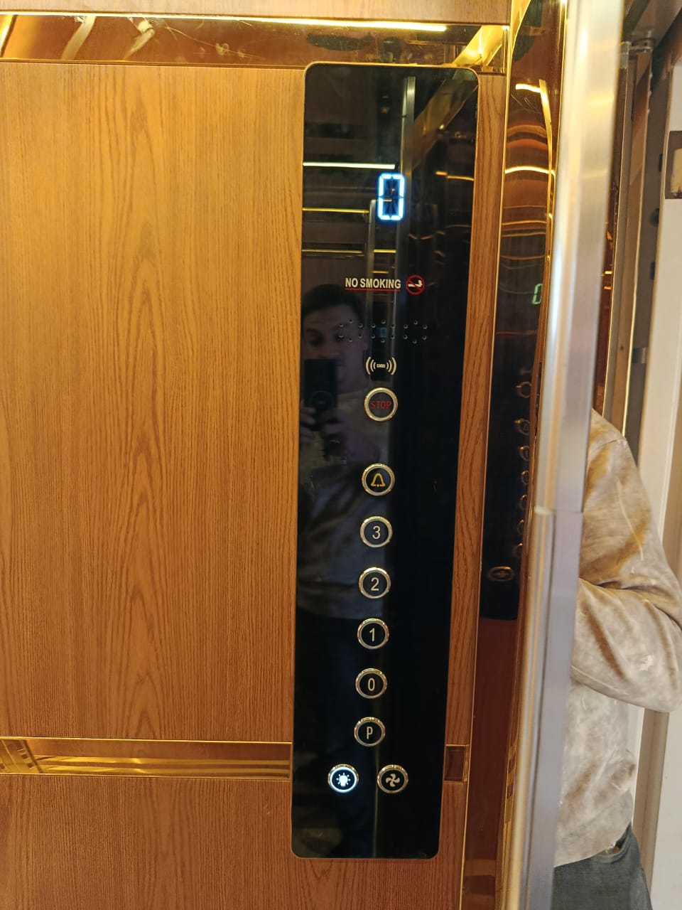 مصاعد سمارت لفت